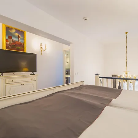 Imparatul Romanilor & Hotel Sibiu