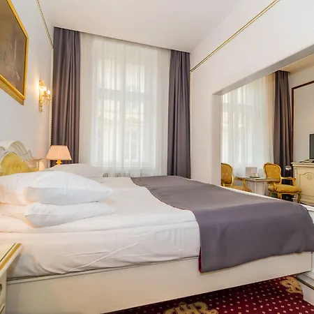 Imparatul Romanilor & 4*